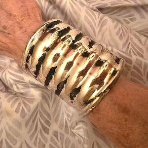 Elegant Silver Cuff Bracelet